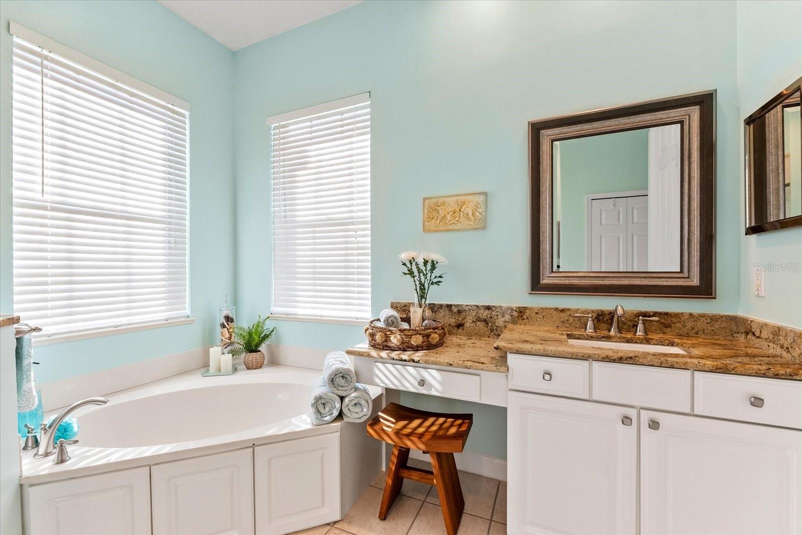 4941 BRIDGEHAMPTON BLVD, SARASOTA, FL, 34238