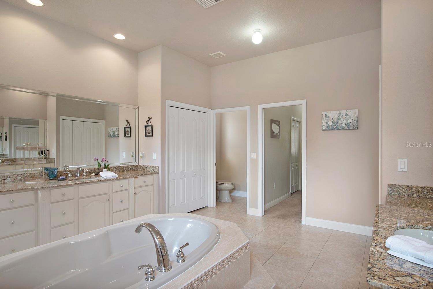 10331 FOX SPARROW AVE, WEEKI WACHEE, FL, 34613
