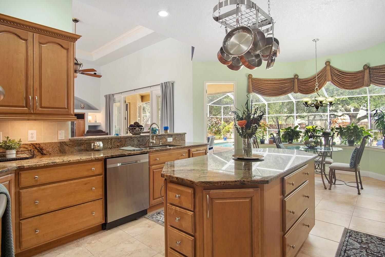 10331 FOX SPARROW AVE, WEEKI WACHEE, FL, 34613