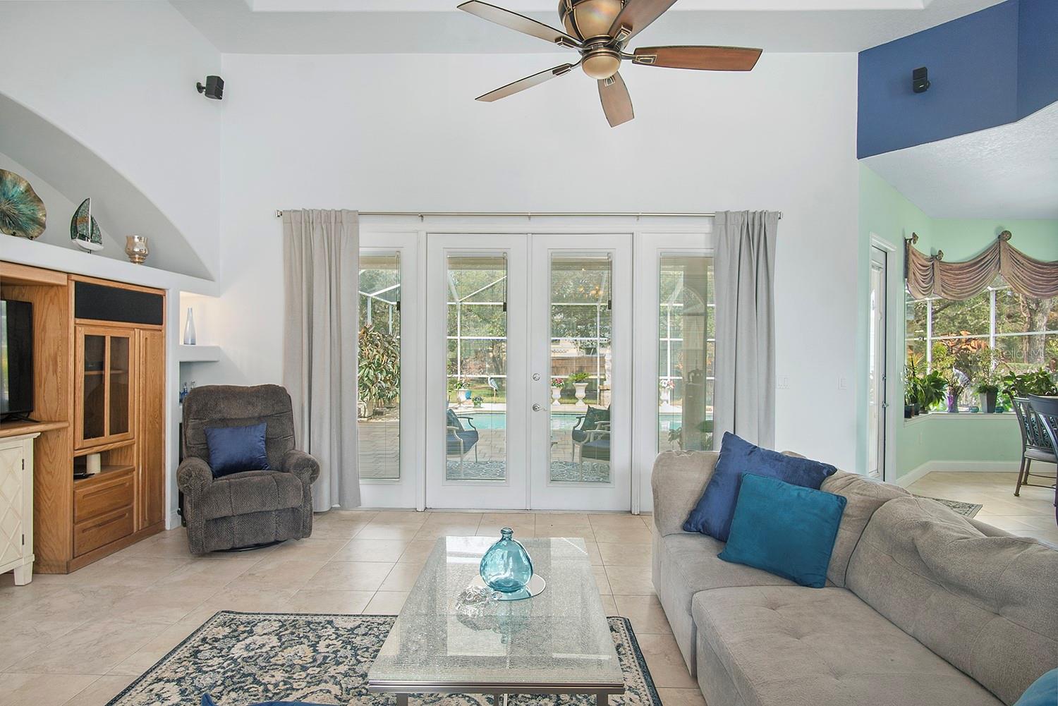10331 FOX SPARROW AVE, WEEKI WACHEE, FL, 34613