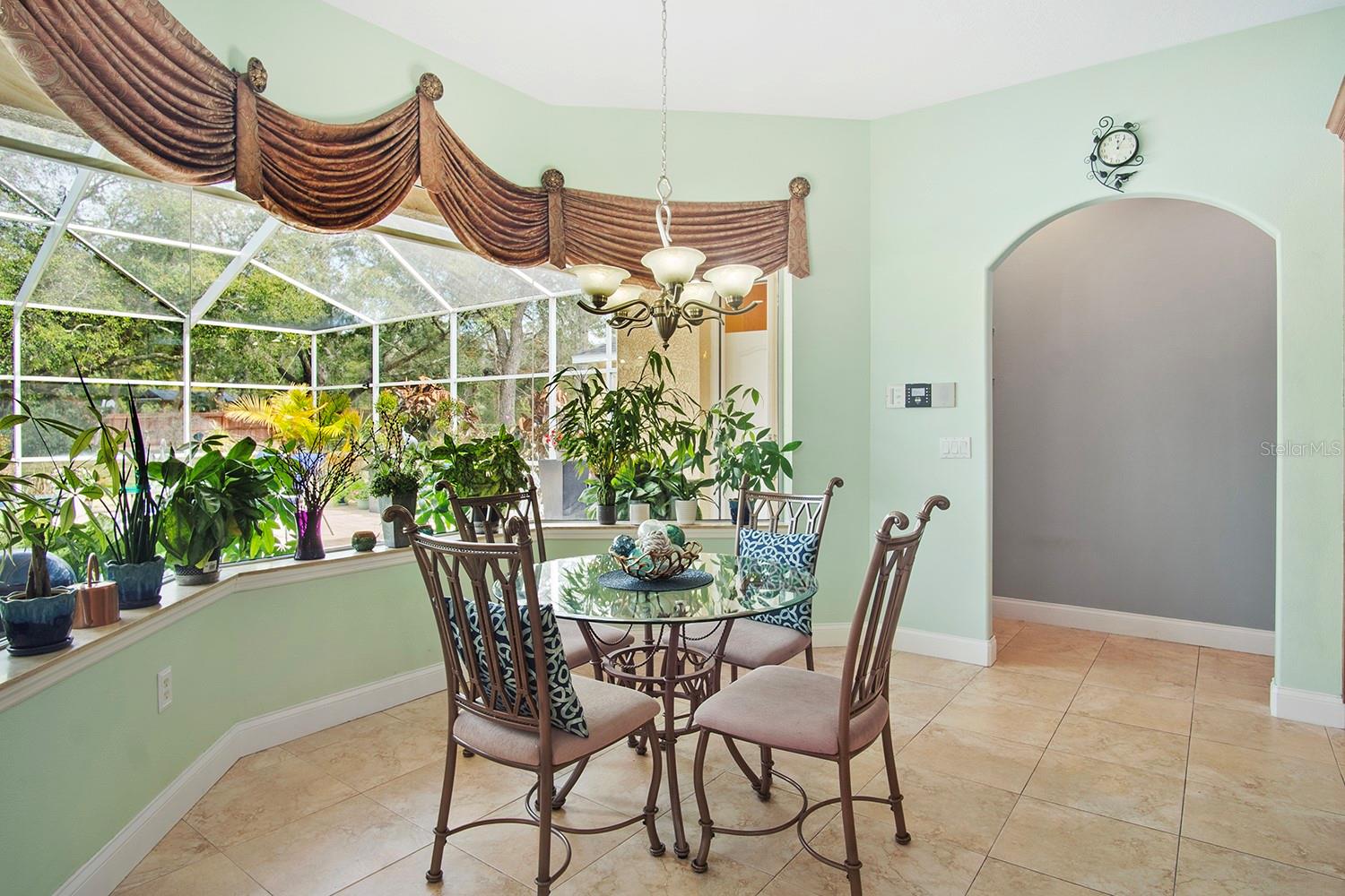 10331 FOX SPARROW AVE, WEEKI WACHEE, FL, 34613