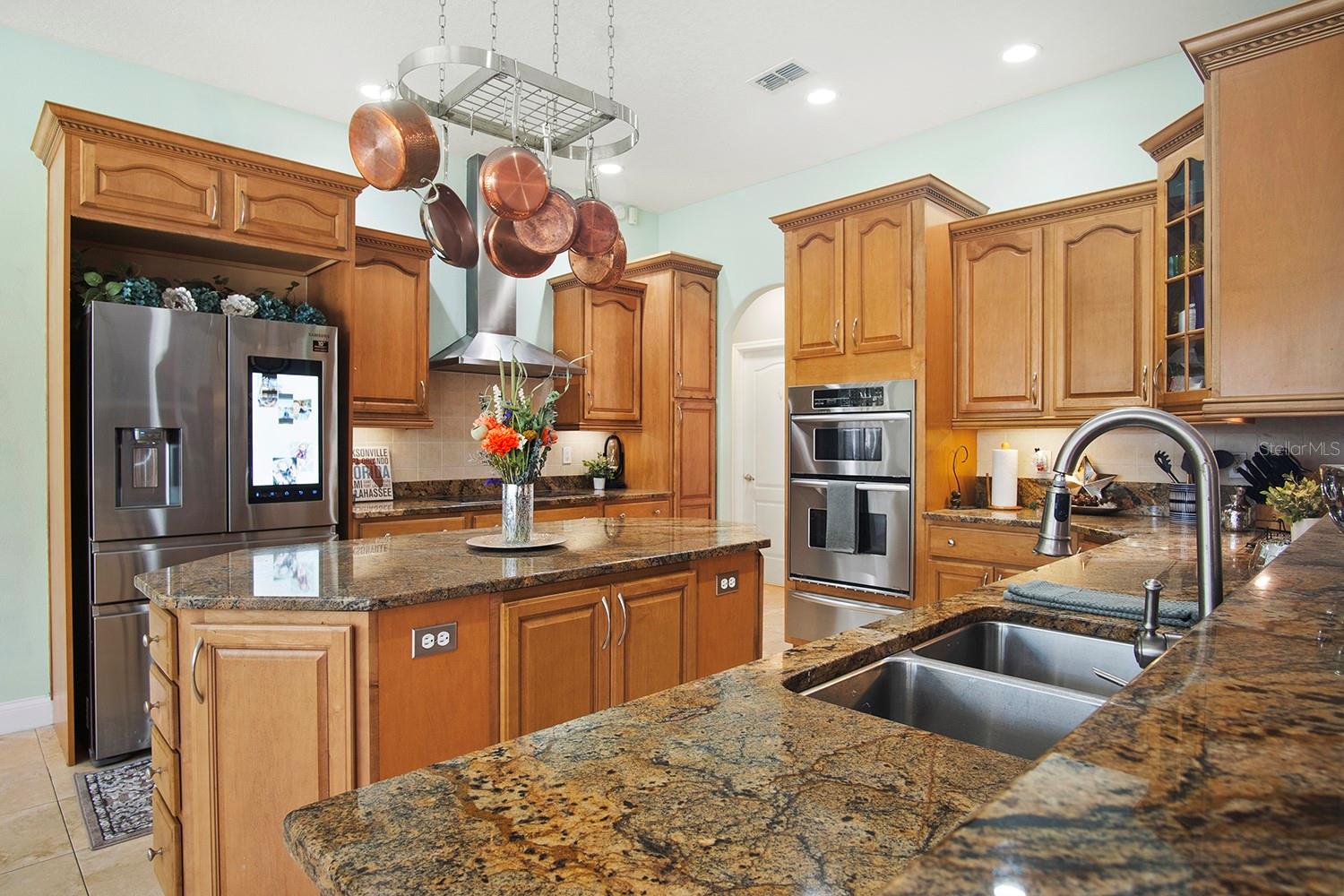 10331 FOX SPARROW AVE, WEEKI WACHEE, FL, 34613