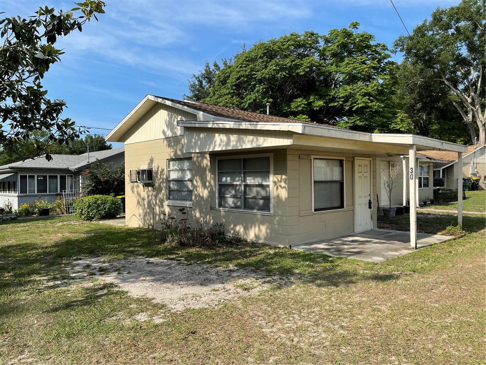30 LAKESIDE AVE, UMATILLA, FL, 32784