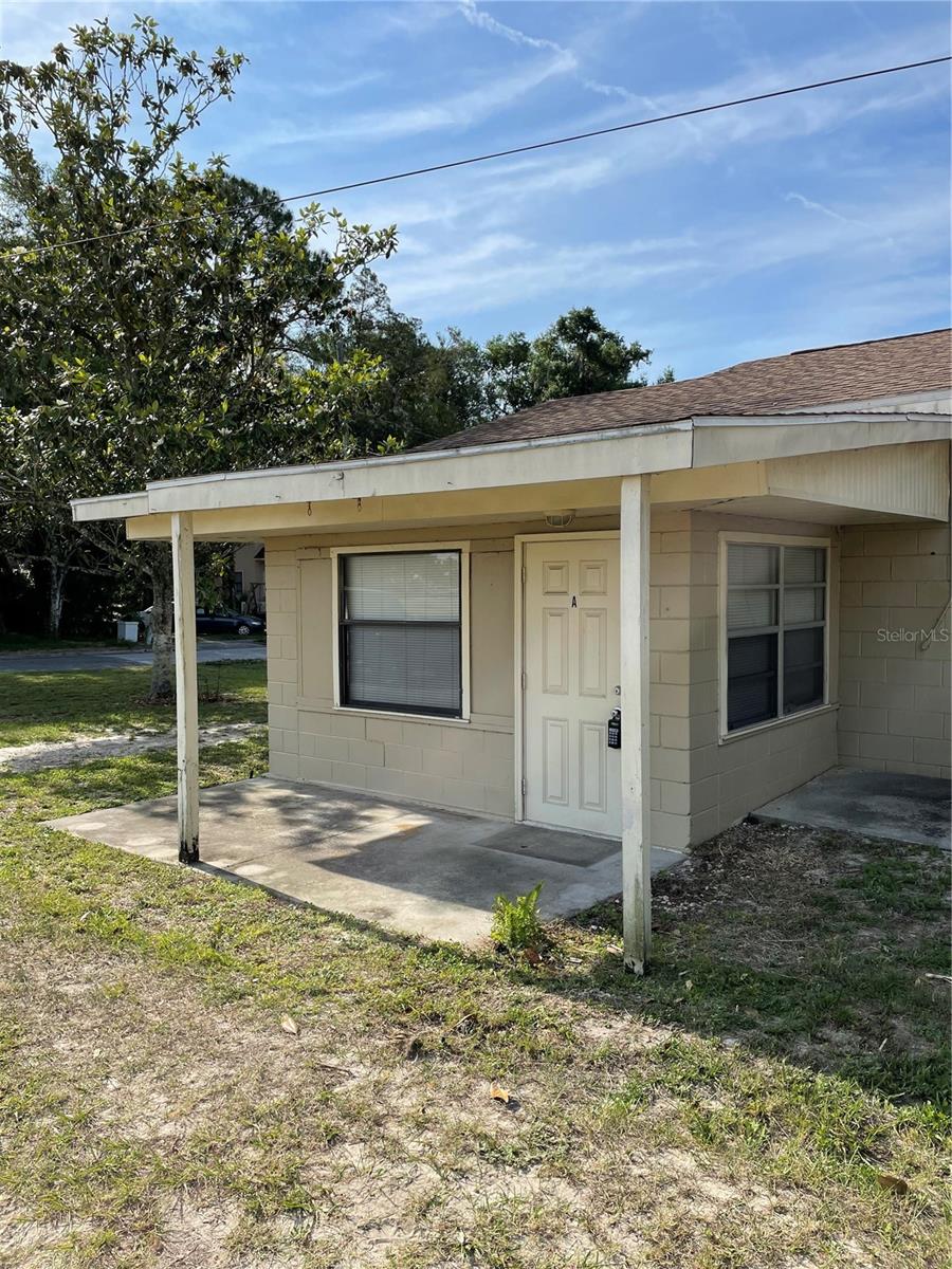 30 LAKESIDE AVE, UMATILLA, FL, 32784