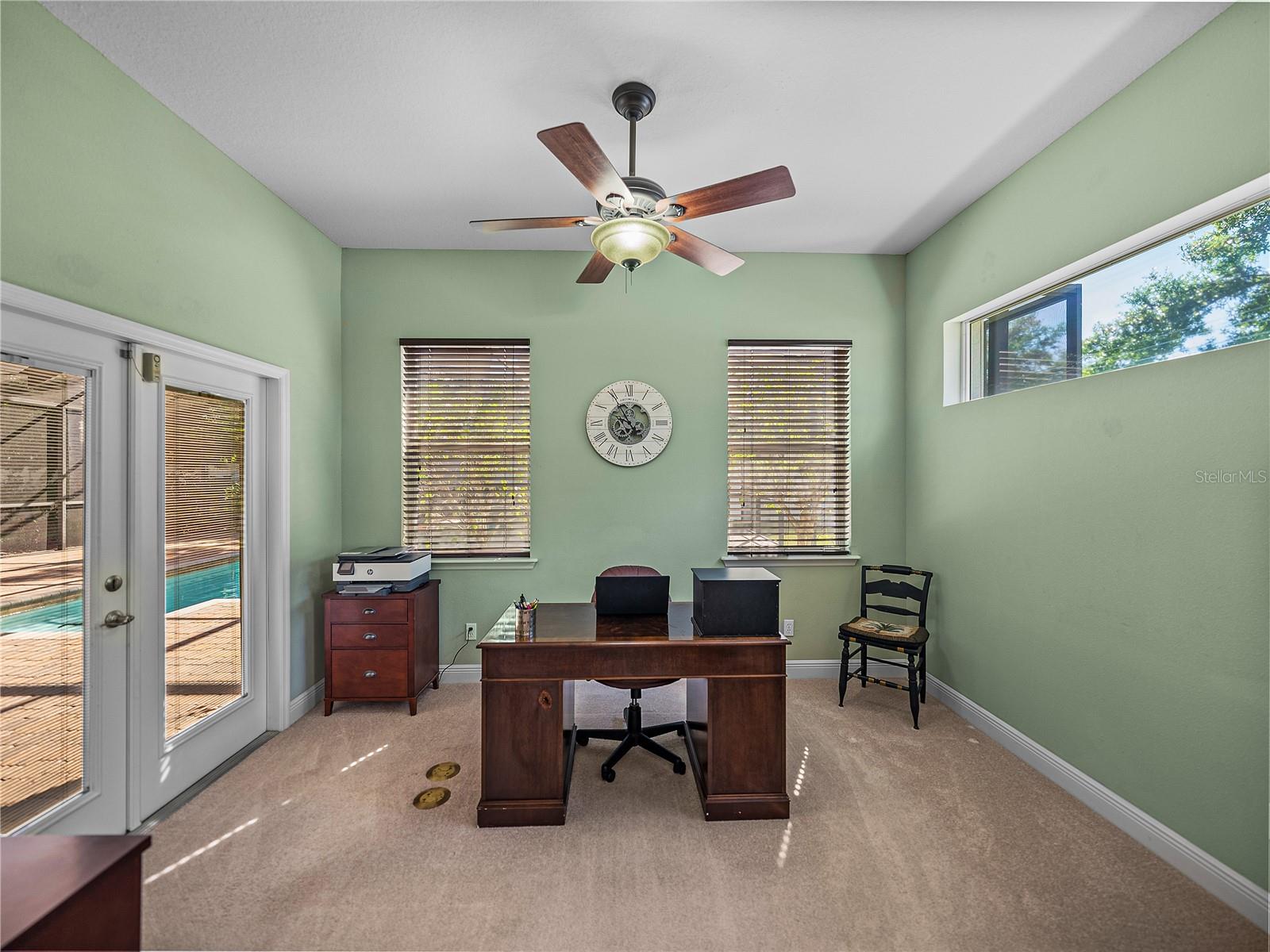 1111 CARRIAGE PARK DR, VALRICO, FL, 33594