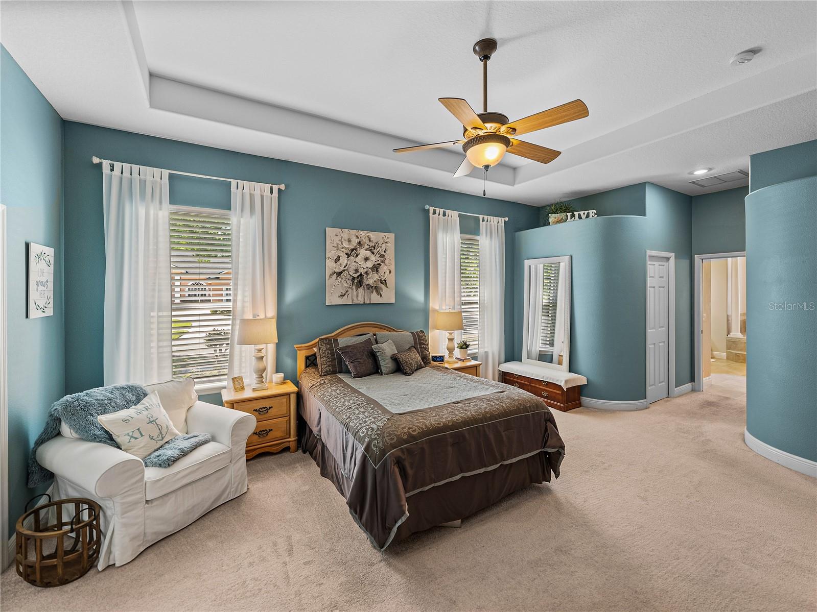 1111 CARRIAGE PARK DR, VALRICO, FL, 33594