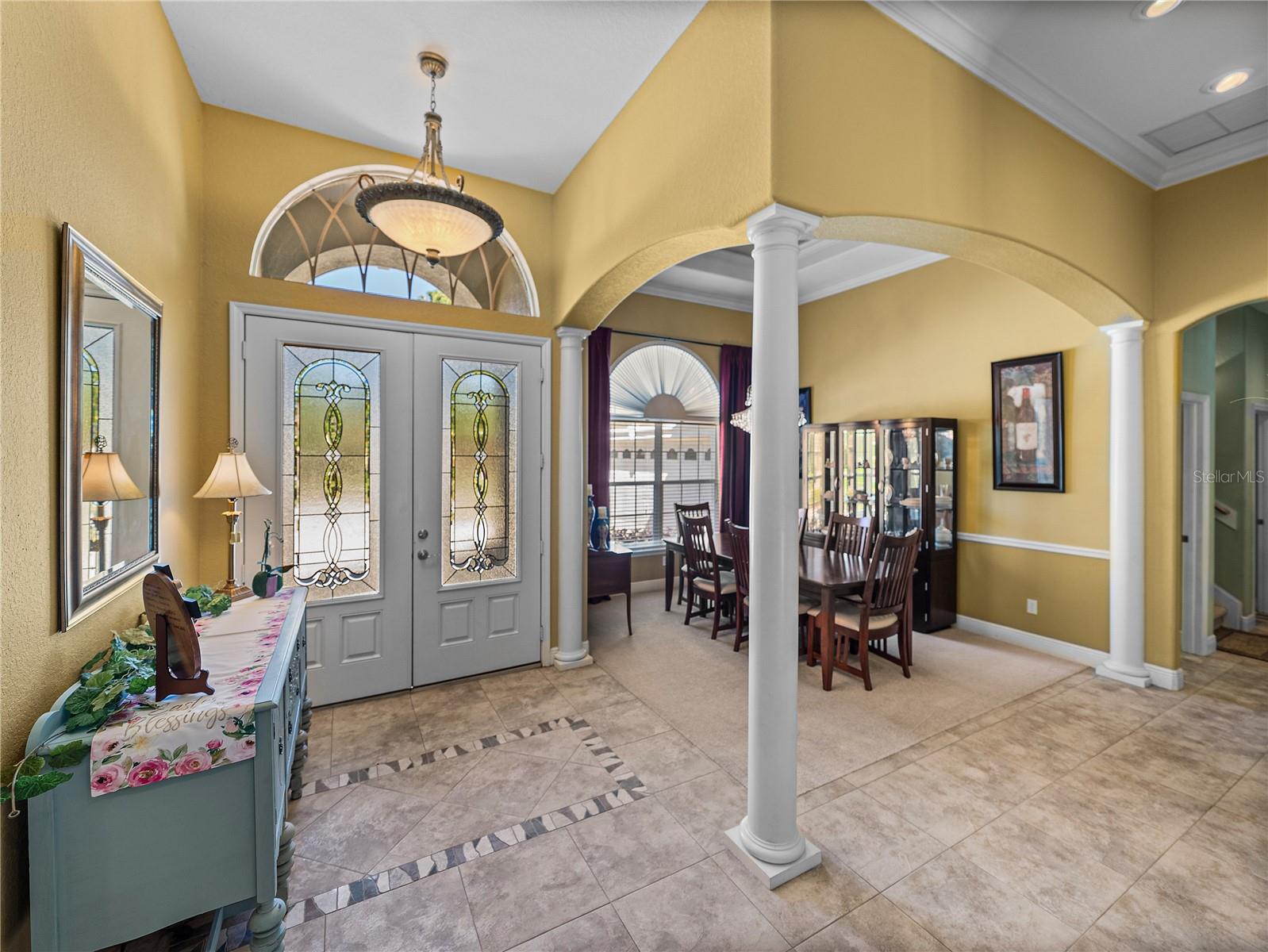 1111 CARRIAGE PARK DR, VALRICO, FL, 33594