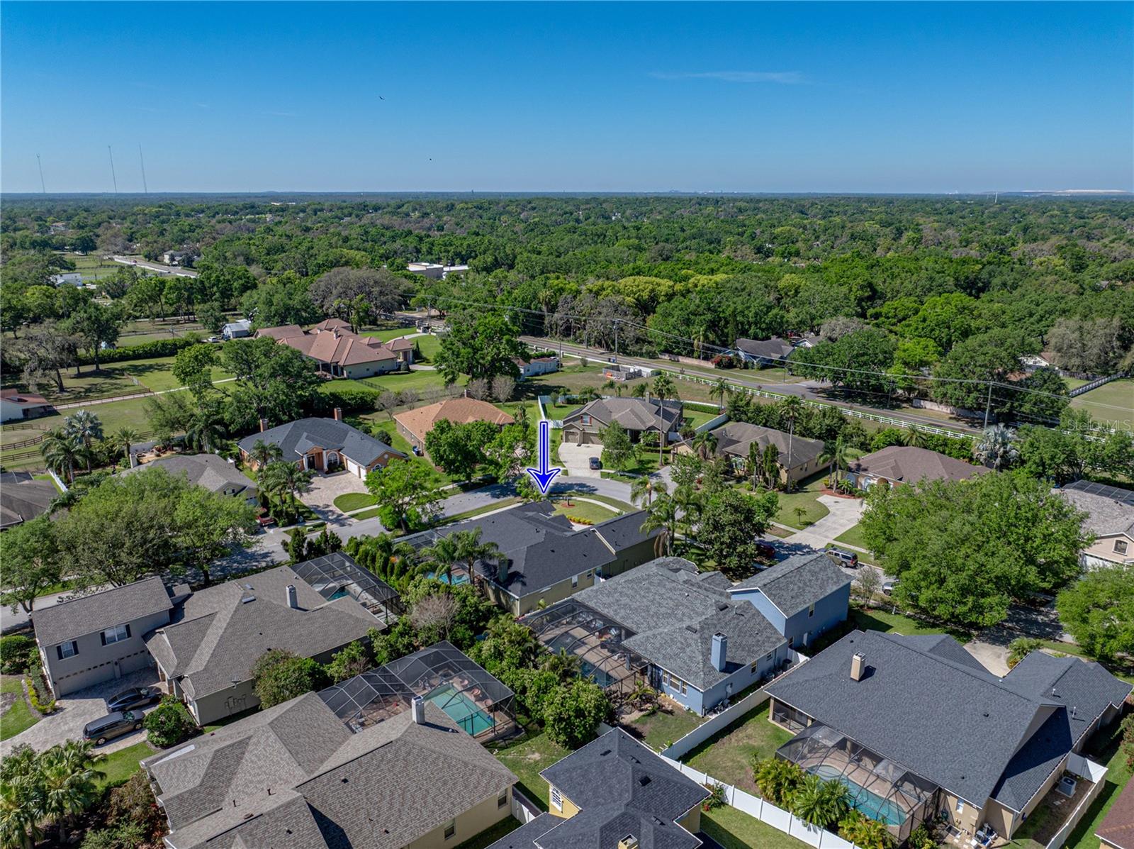 1111 CARRIAGE PARK DR, VALRICO, FL, 33594