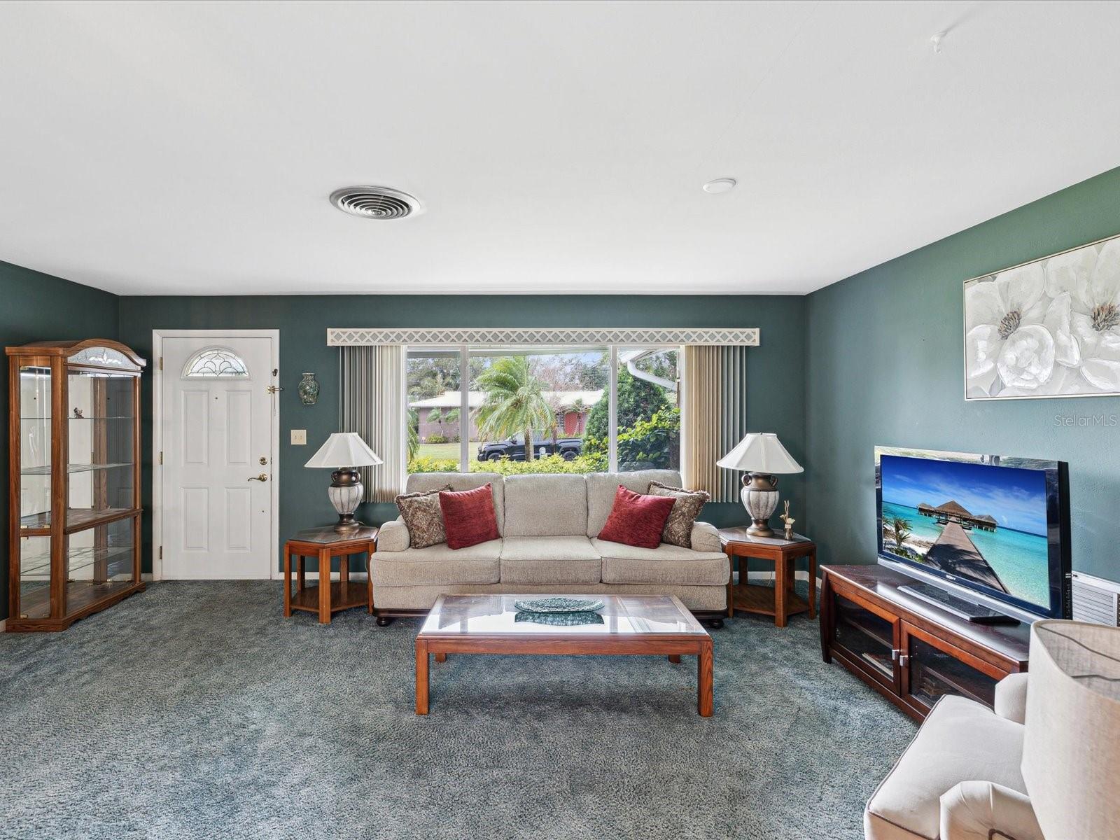7547 BARRY CT, SEMINOLE, FL, 33772