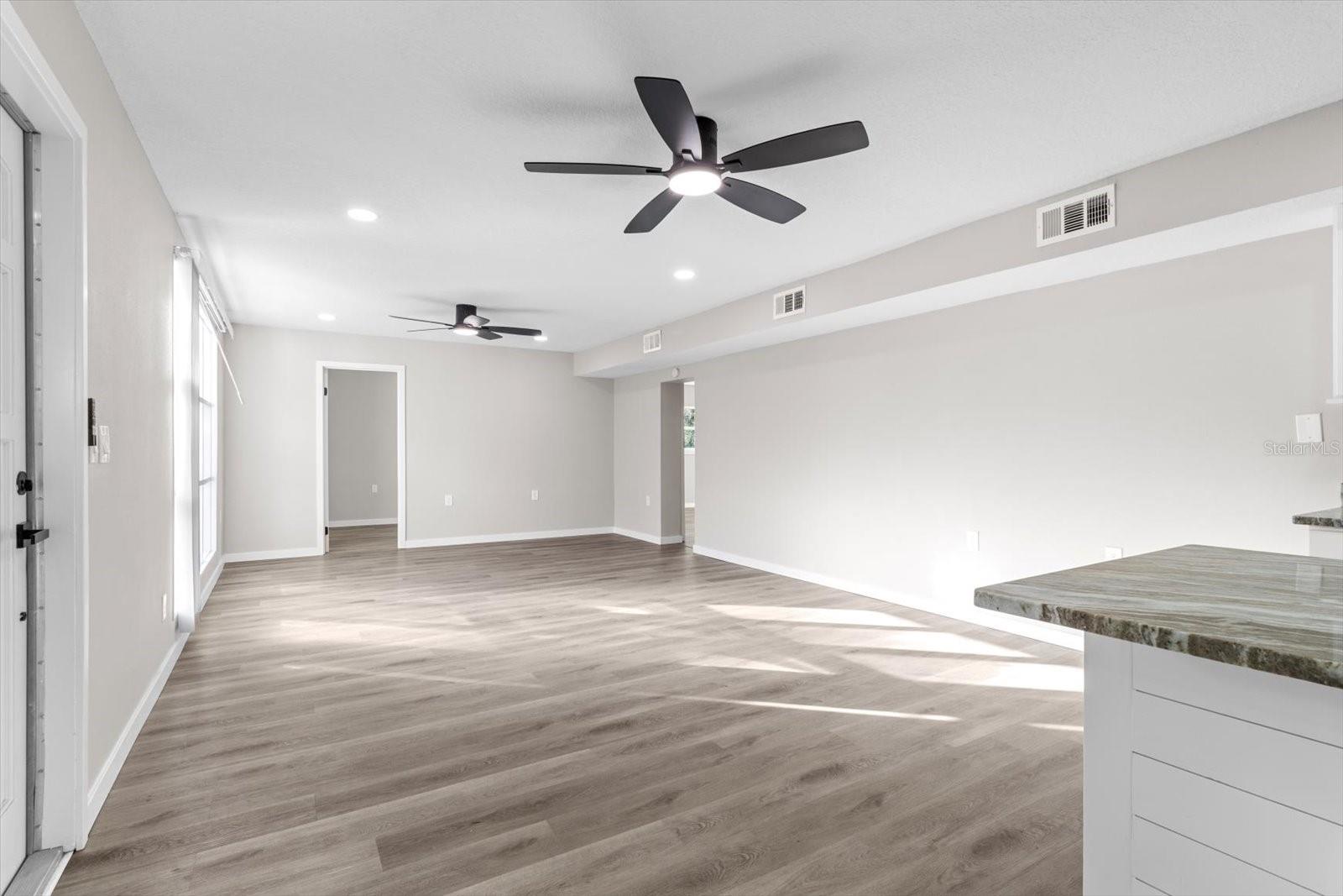 1304 NE 5TH AVE, CRYSTAL RIVER, FL, 34428