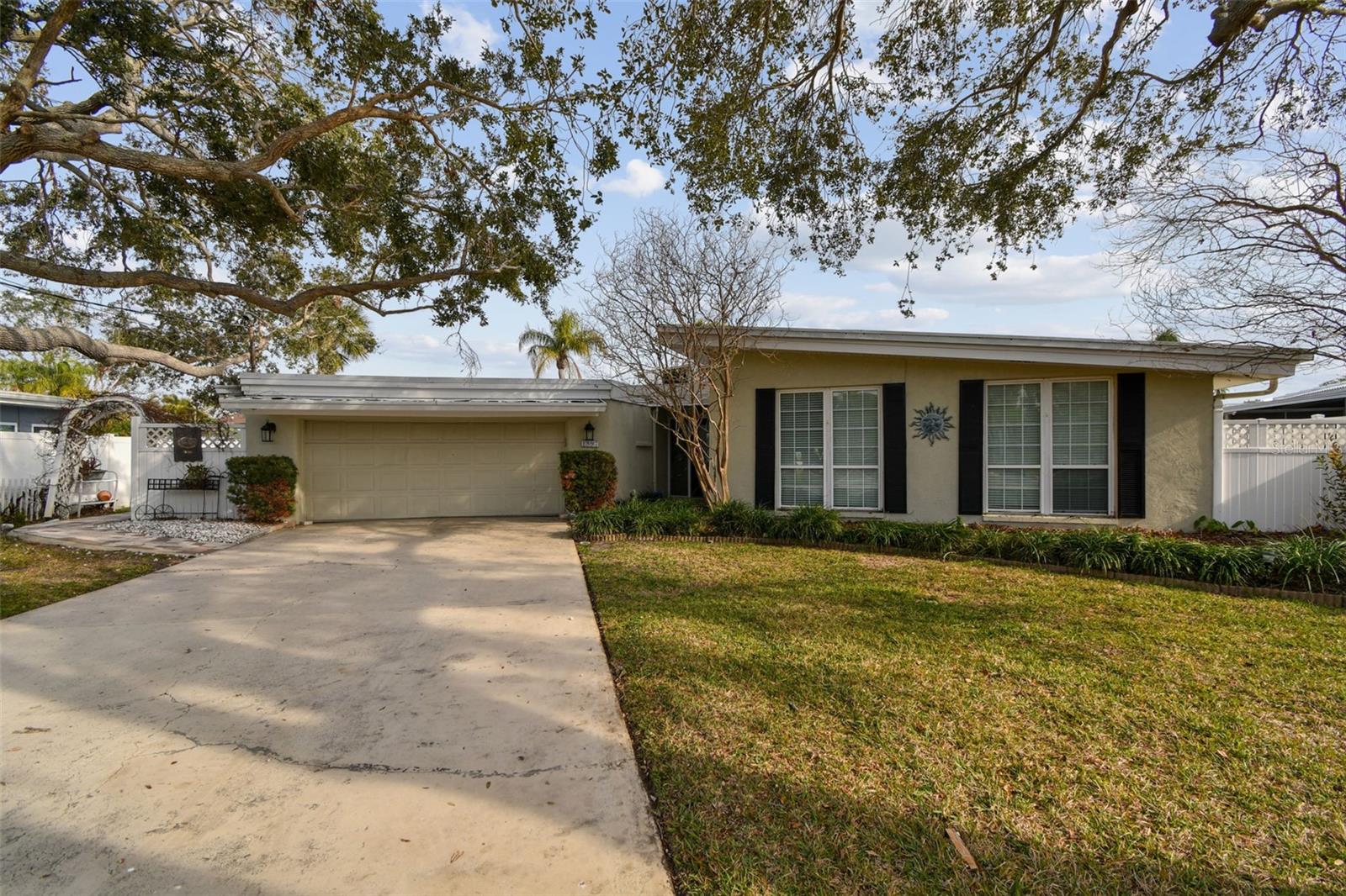 1897 CLEARWATER HARBOR DR, LARGO, FL, 33770
