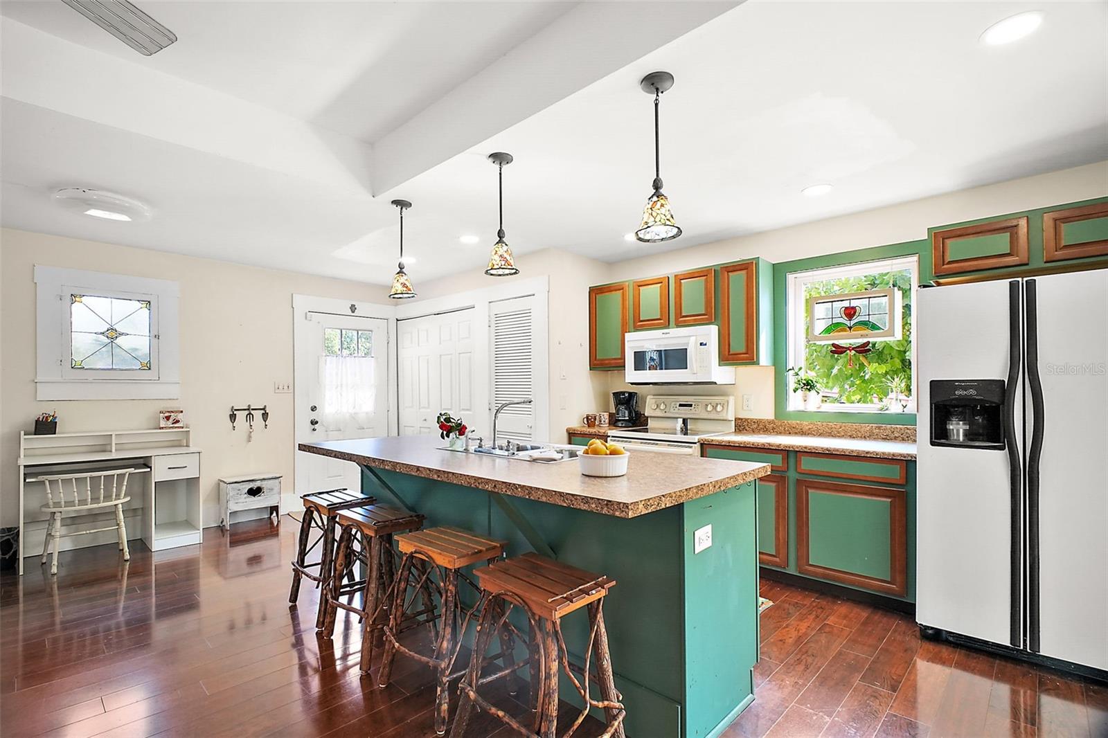 7206 EARLWOOD AVE, MOUNT DORA, FL, 32757