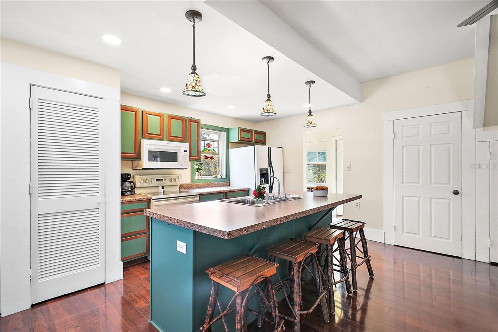 7206 EARLWOOD AVE, MOUNT DORA, FL, 32757