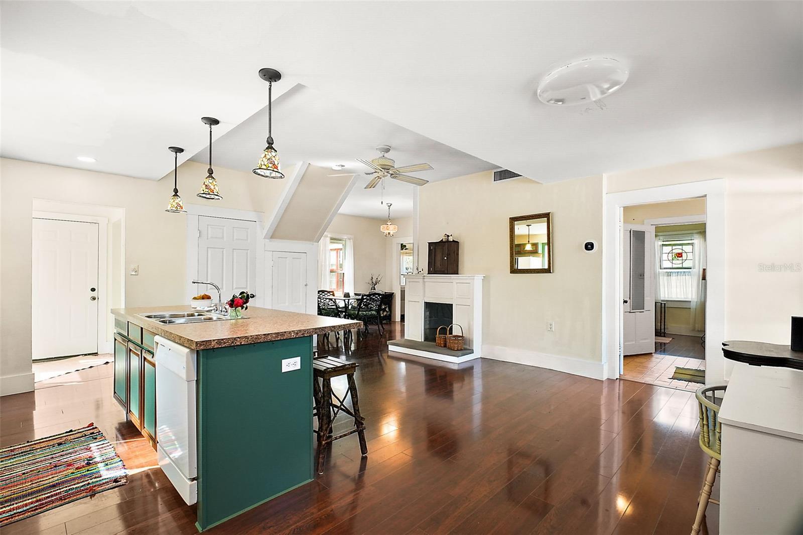 7206 EARLWOOD AVE, MOUNT DORA, FL, 32757