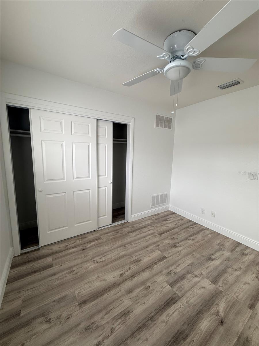 8105 TANGLEWOOD LN, TAMPA, FL, 33615