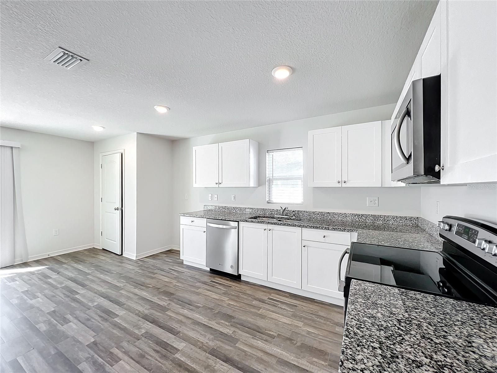 815 SAVONA PL, KISSIMMEE, FL, 34758