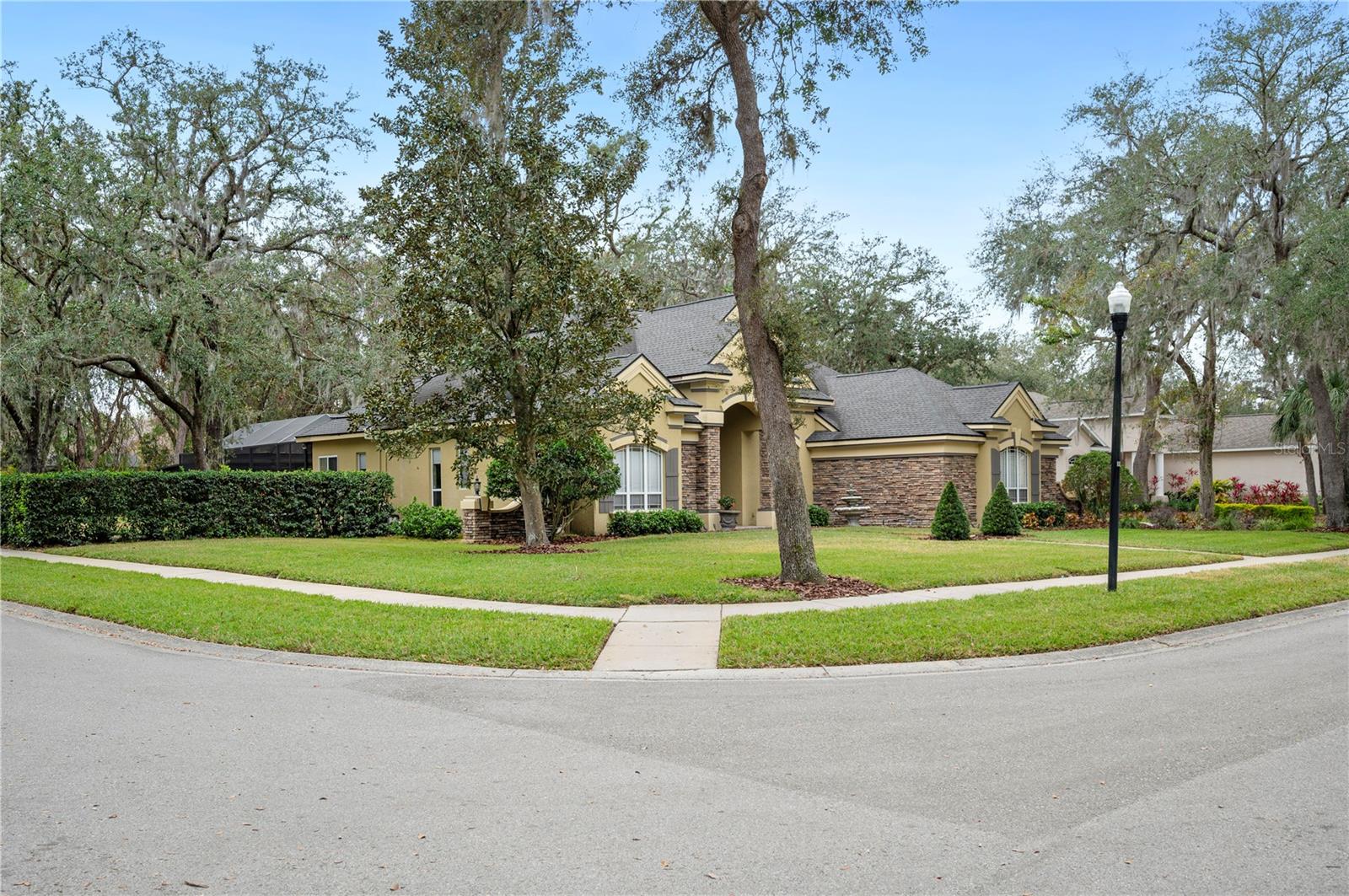 6011 HAMMOCK HILL AVE, LITHIA, FL, 33547