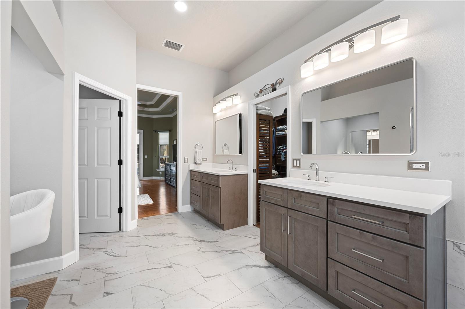 6011 HAMMOCK HILL AVE, LITHIA, FL, 33547