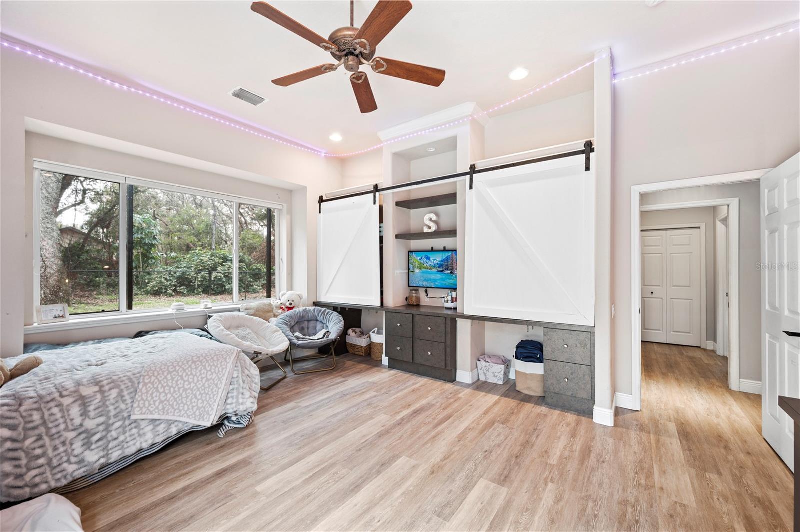 6011 HAMMOCK HILL AVE, LITHIA, FL, 33547