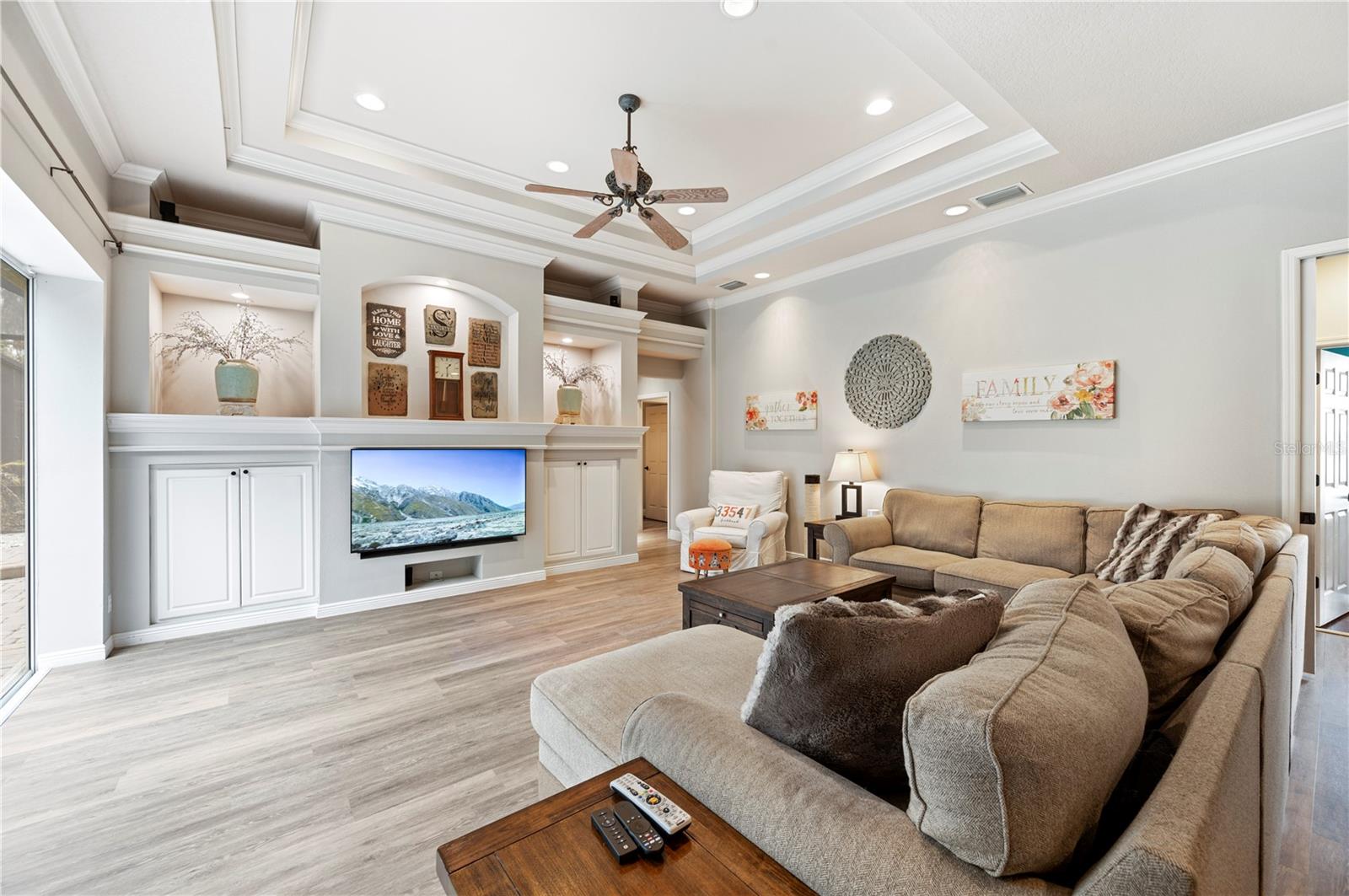6011 HAMMOCK HILL AVE, LITHIA, FL, 33547