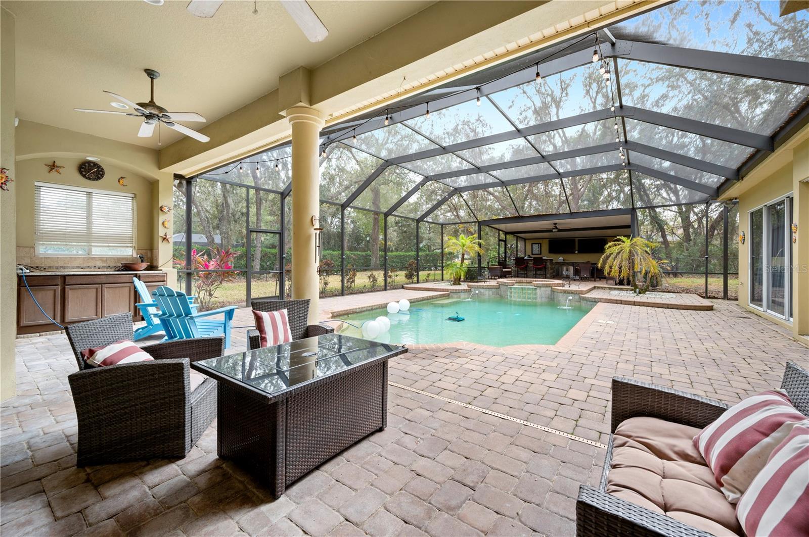 6011 HAMMOCK HILL AVE, LITHIA, FL, 33547