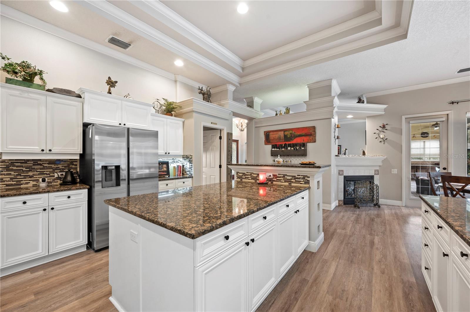 6011 HAMMOCK HILL AVE, LITHIA, FL, 33547