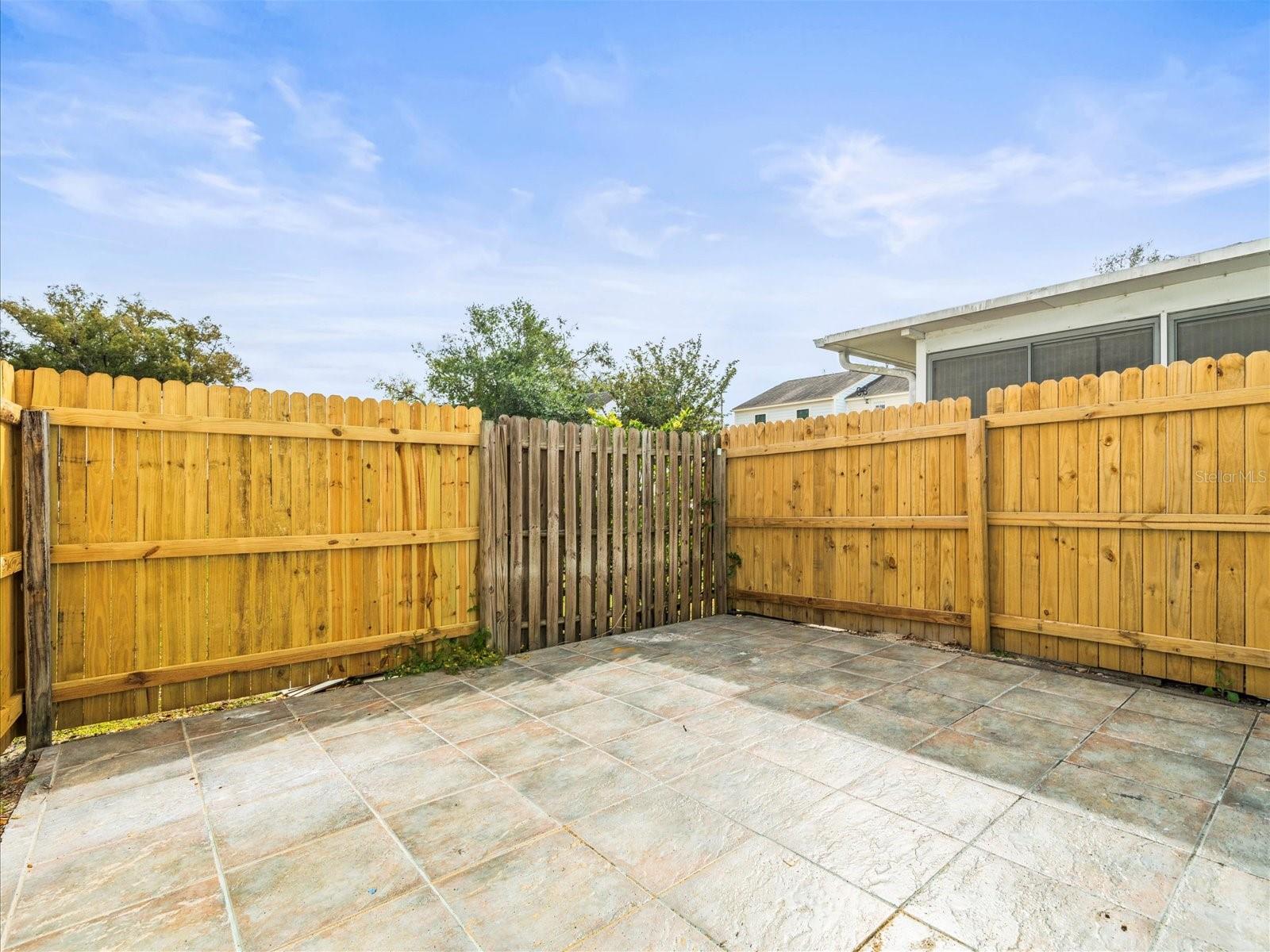 13817 STONE MILL WAY, TAMPA, FL, 33613