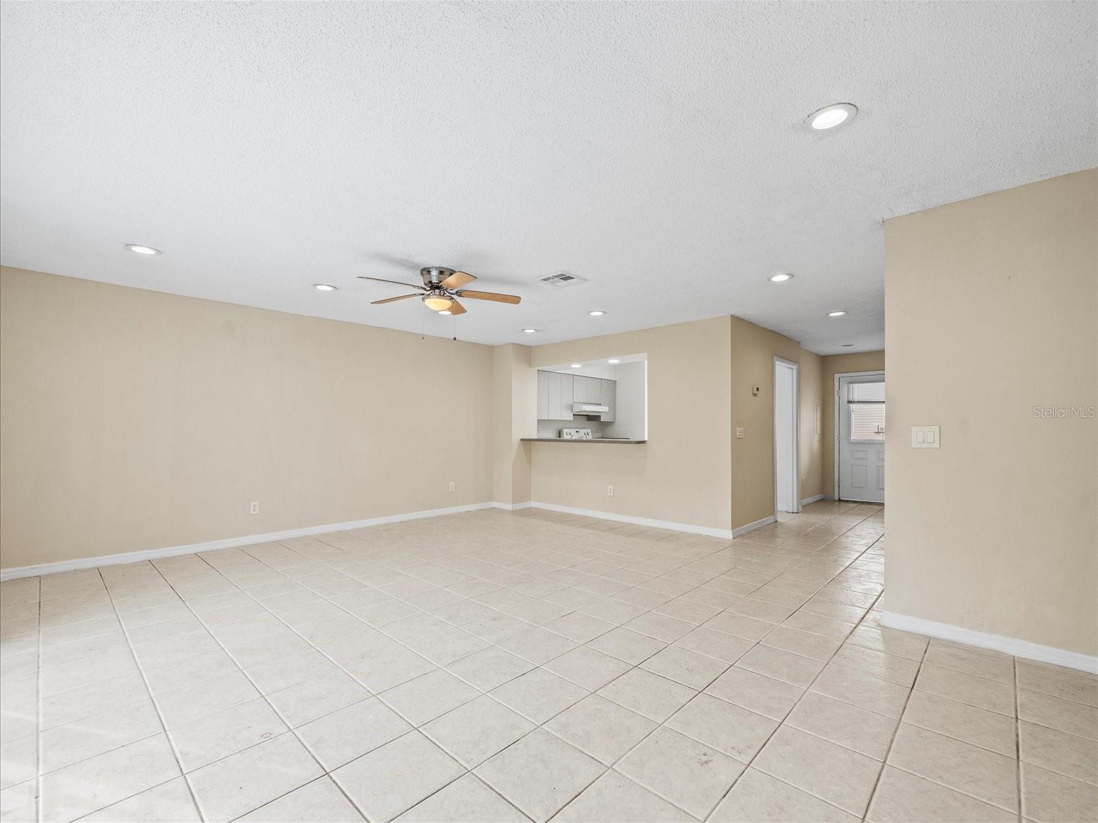 13817 STONE MILL WAY, TAMPA, FL, 33613