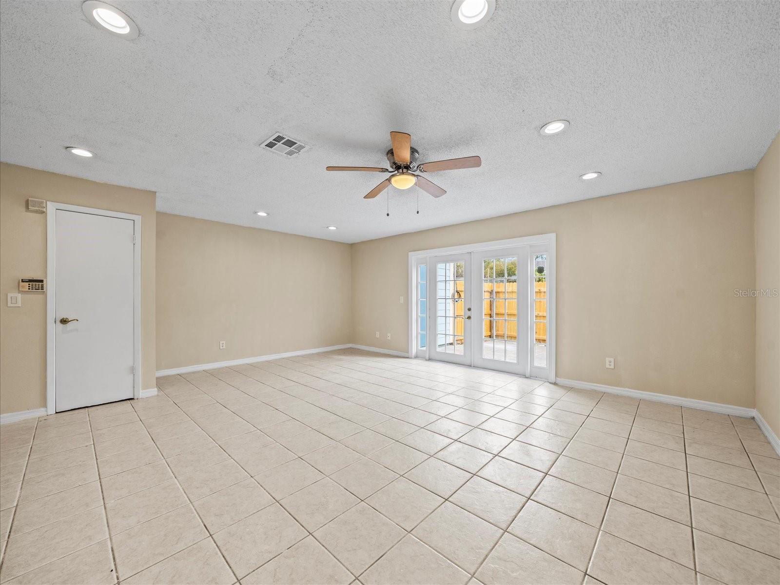 13817 STONE MILL WAY, TAMPA, FL, 33613