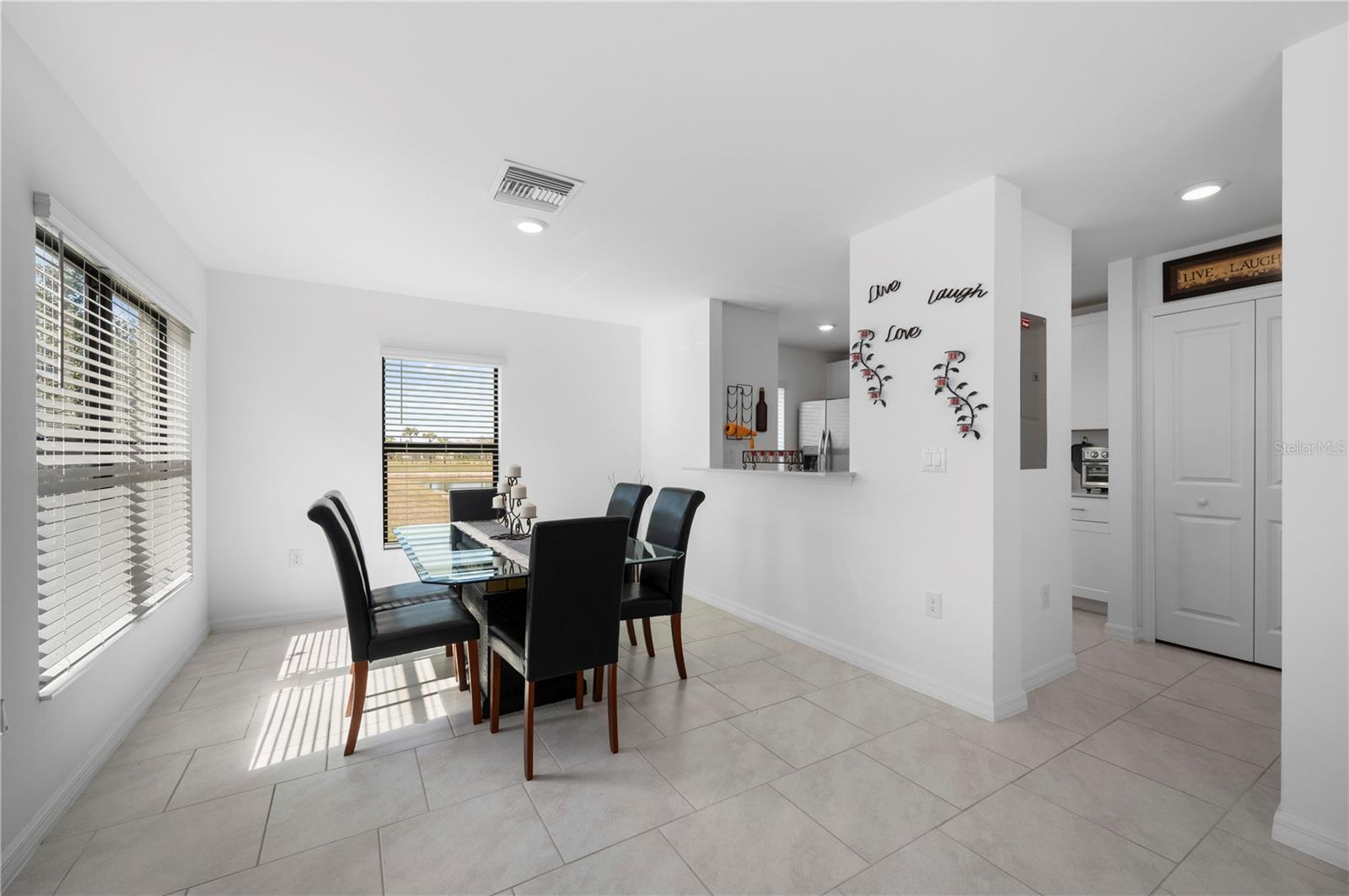 1944 VISTA LANDINGS CT, PORT CHARLOTTE, FL, 33953