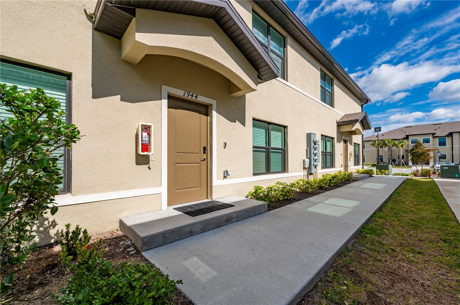 1944 VISTA LANDINGS CT, PORT CHARLOTTE, FL, 33953