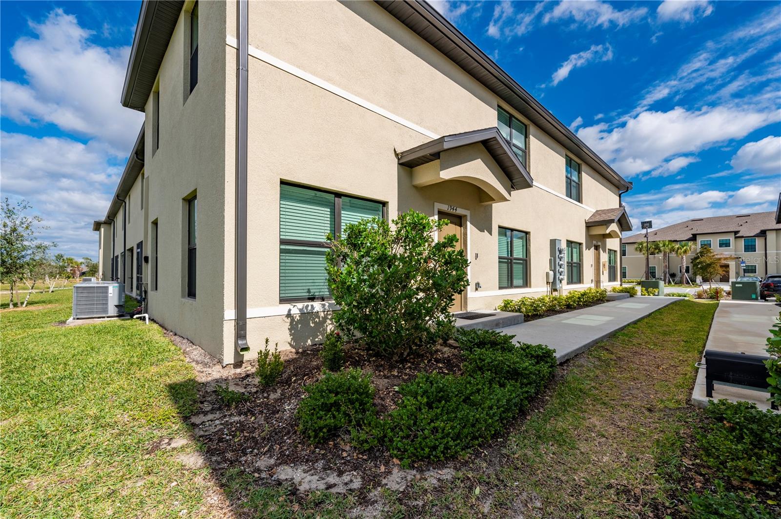 1944 VISTA LANDINGS CT, PORT CHARLOTTE, FL, 33953