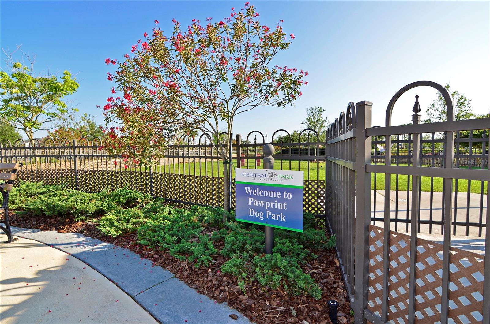 11924 FOREST PARK CIR, LAKEWOOD RANCH, FL, 34211