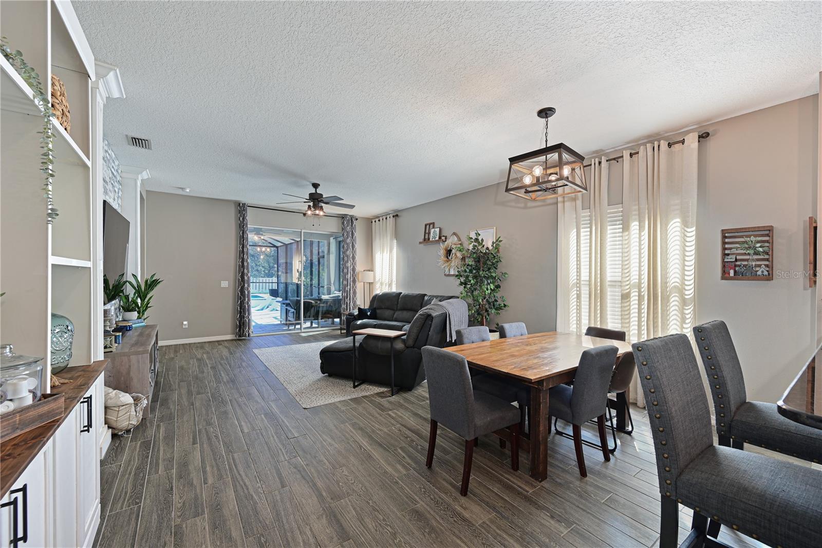 11924 FOREST PARK CIR, LAKEWOOD RANCH, FL, 34211