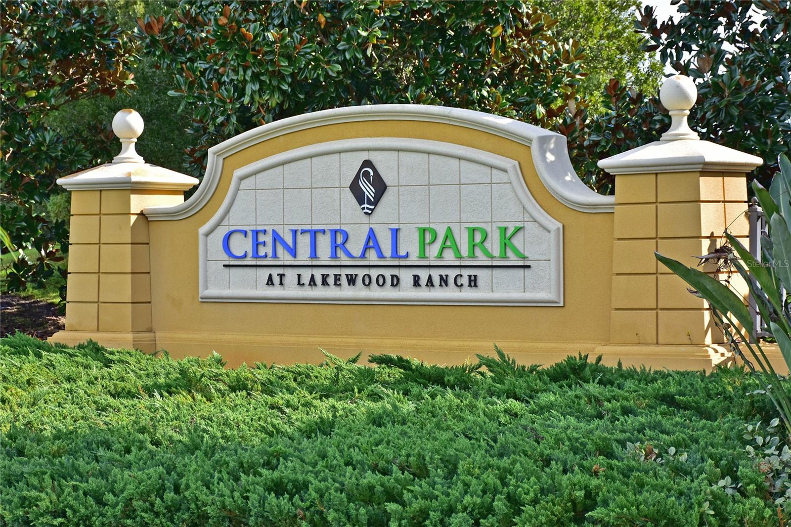 11924 FOREST PARK CIR, LAKEWOOD RANCH, FL, 34211