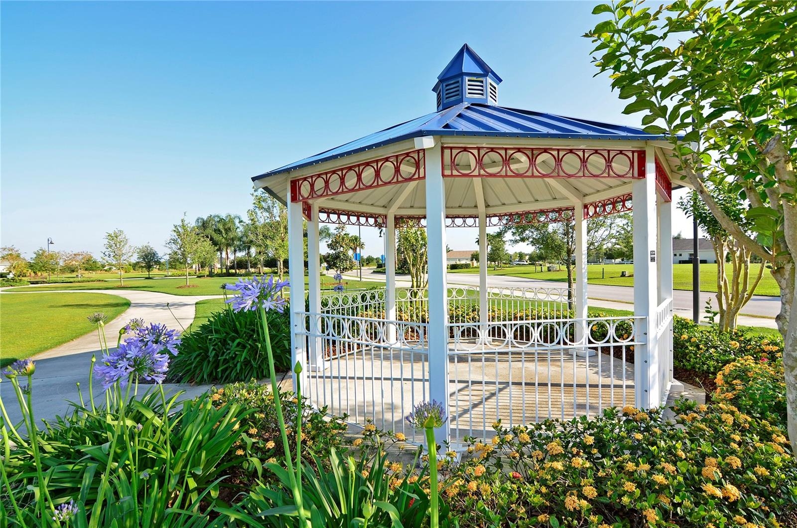 11924 FOREST PARK CIR, LAKEWOOD RANCH, FL, 34211