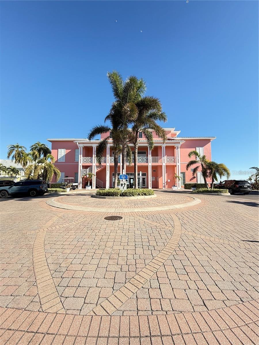 5007 STARFISH DR SE #B, ST PETERSBURG, FL, 33705