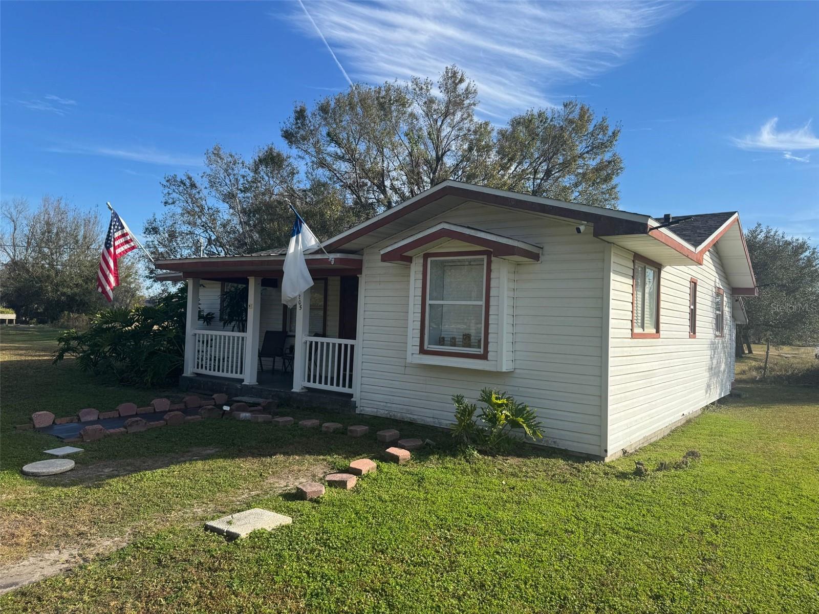 2205 MCGEE RD, PLANT CITY, FL, 33565