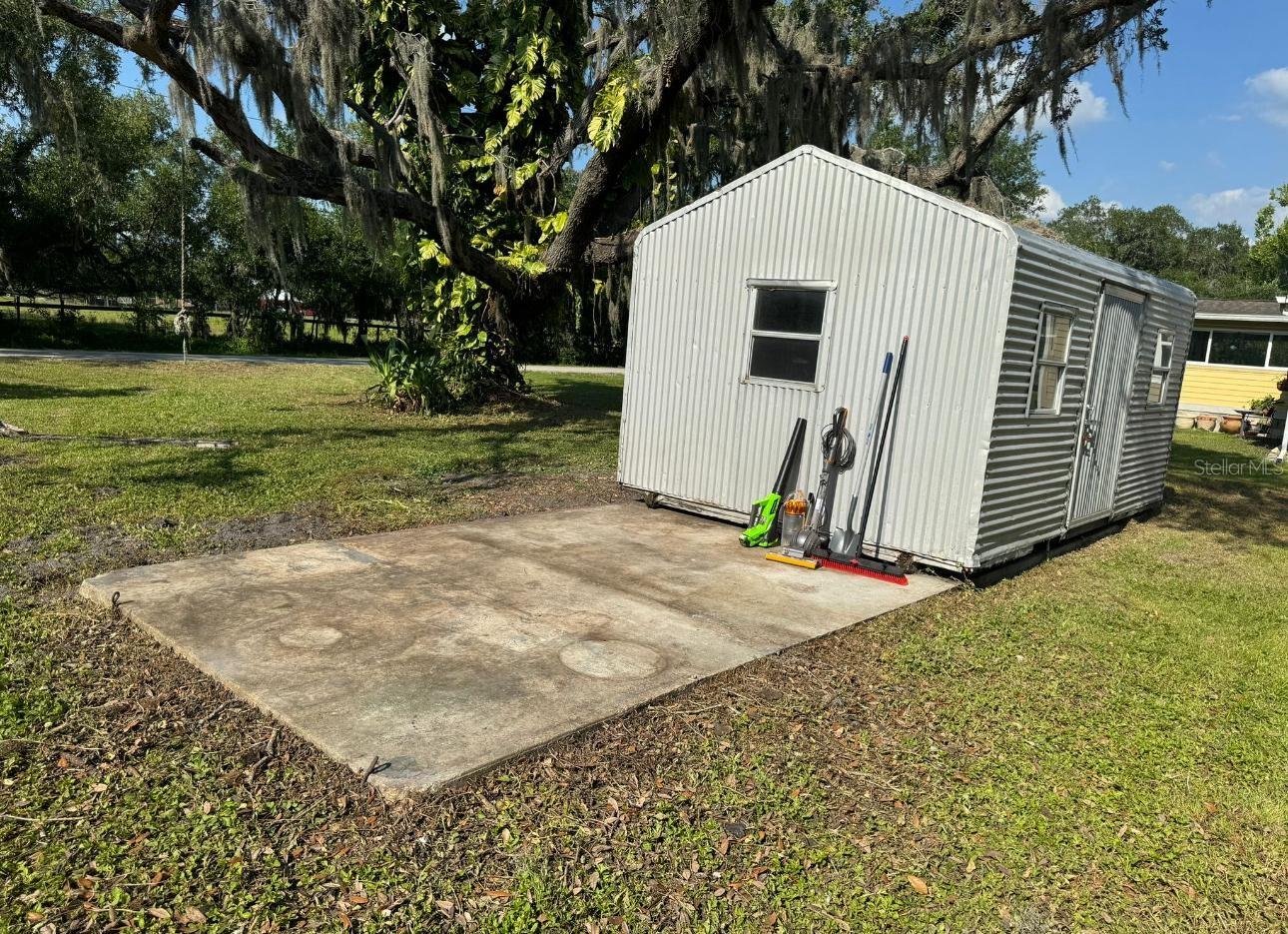 2205 MCGEE RD, PLANT CITY, FL, 33565