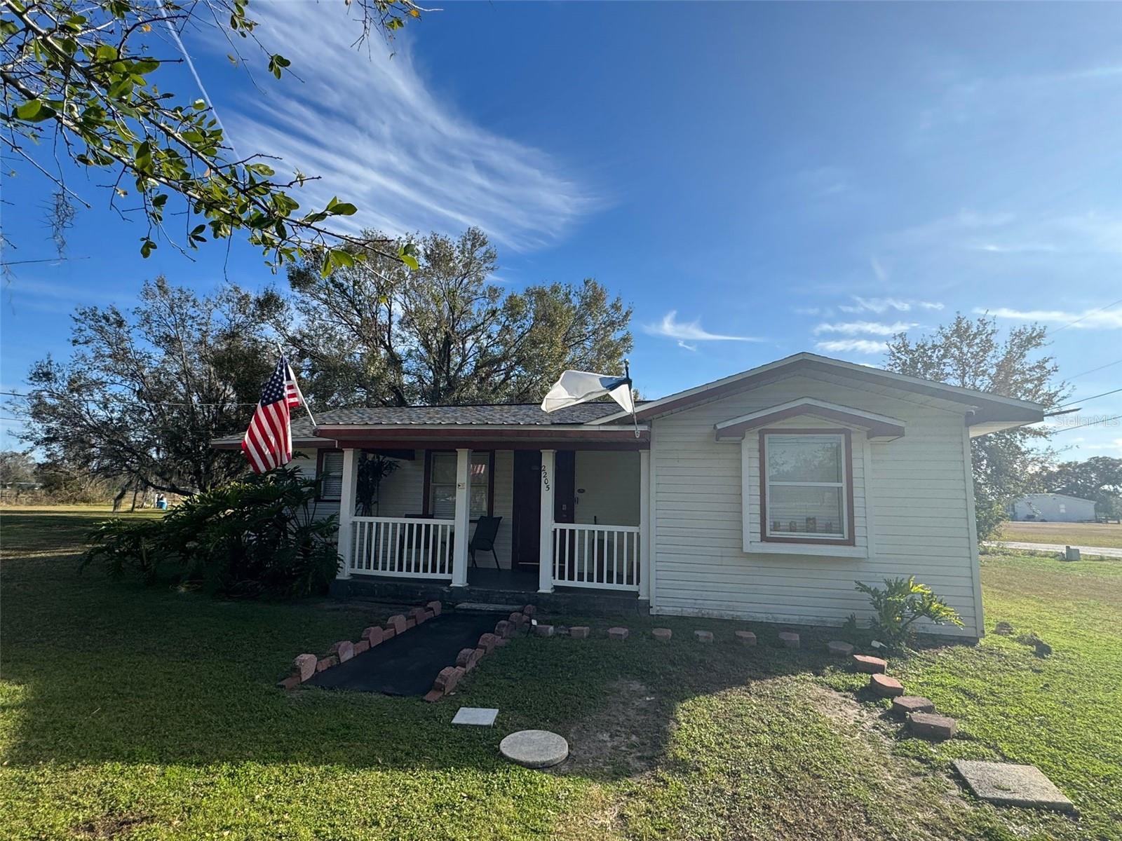 2205 MCGEE RD, PLANT CITY, FL, 33565
