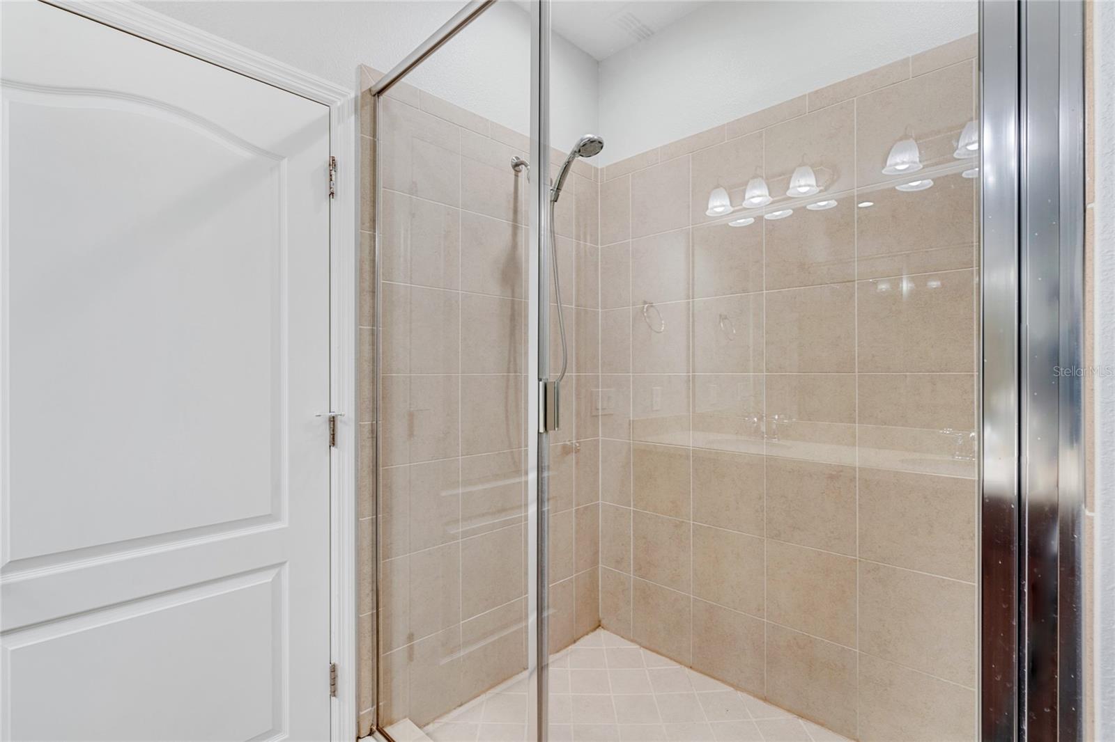 1055 TARAMUNDI DR, OVIEDO, FL, 32765