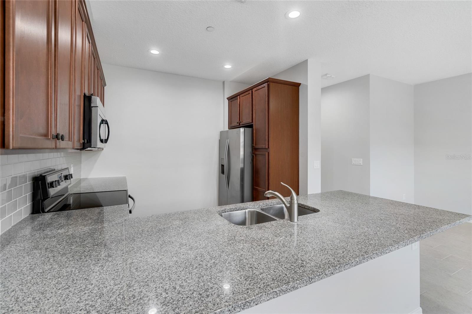 1055 TARAMUNDI DR, OVIEDO, FL, 32765