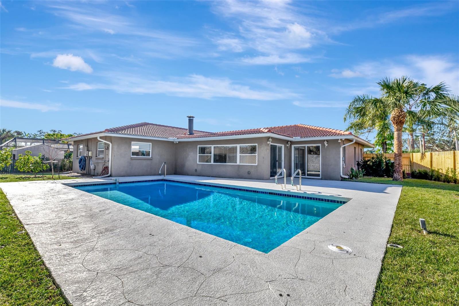 2851 HARDEE DR, SARASOTA, FL, 34231