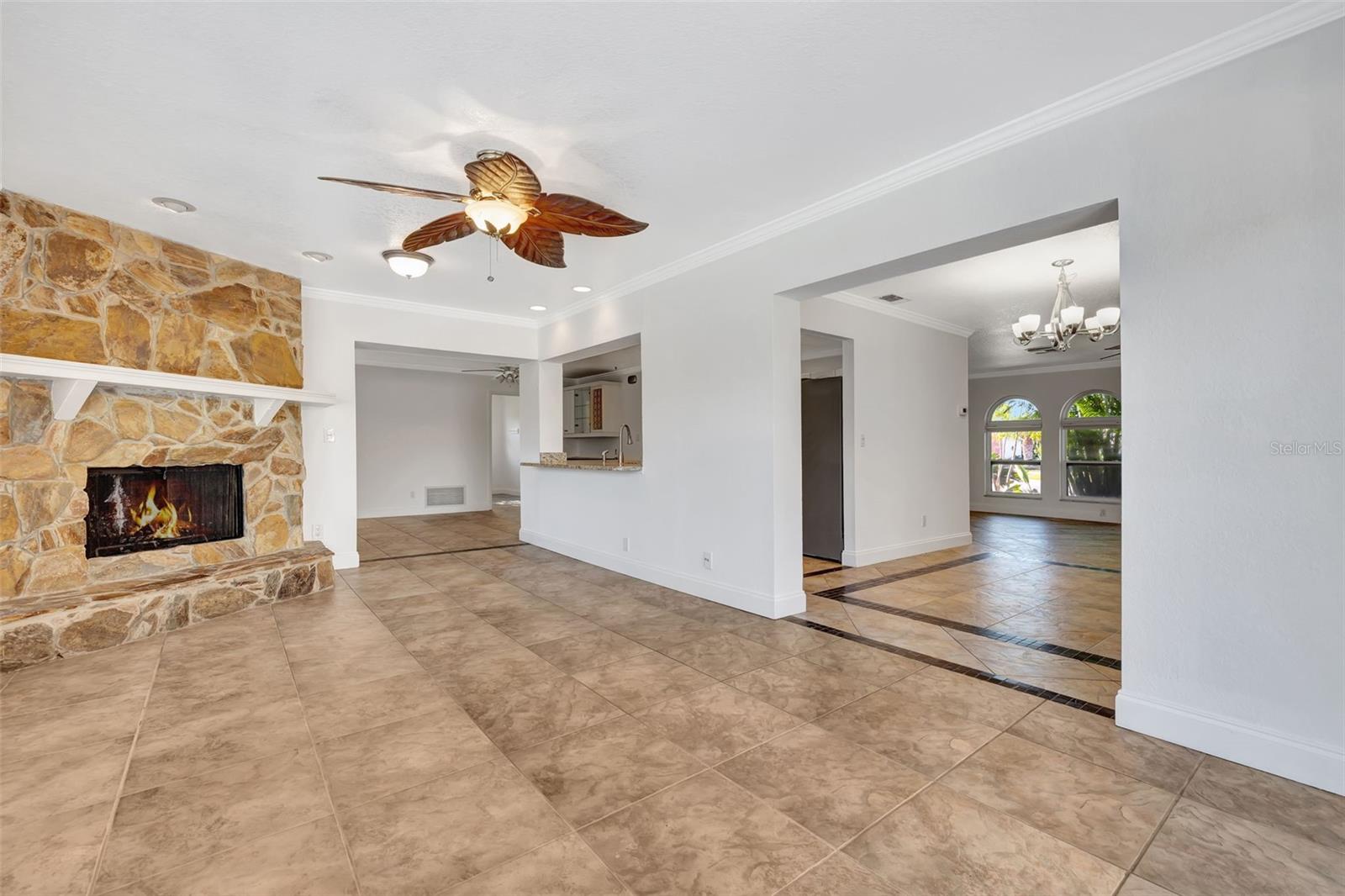 2851 HARDEE DR, SARASOTA, FL, 34231