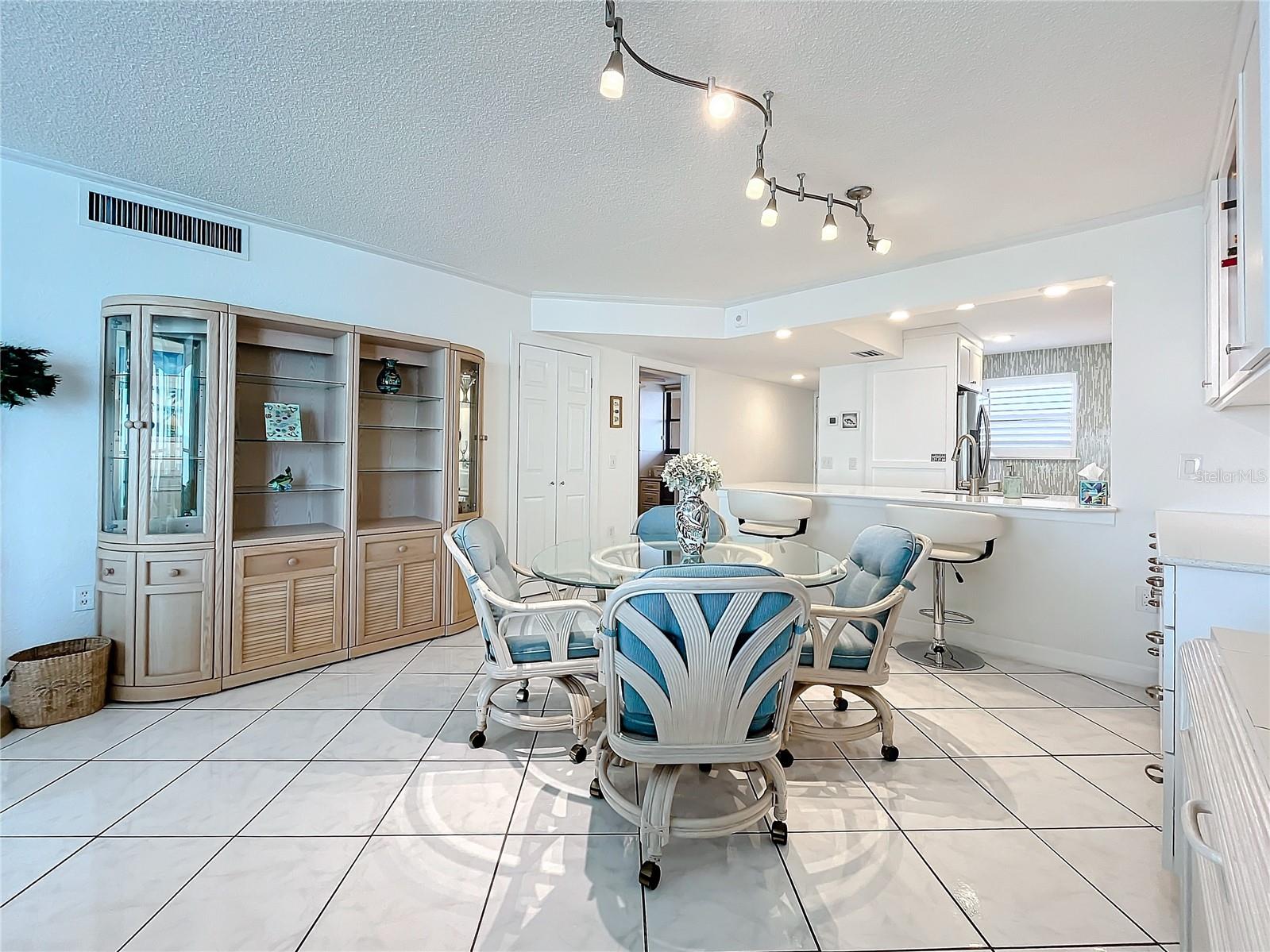 18304 GULF BLVD #619, REDINGTON SHORES, FL, 33708