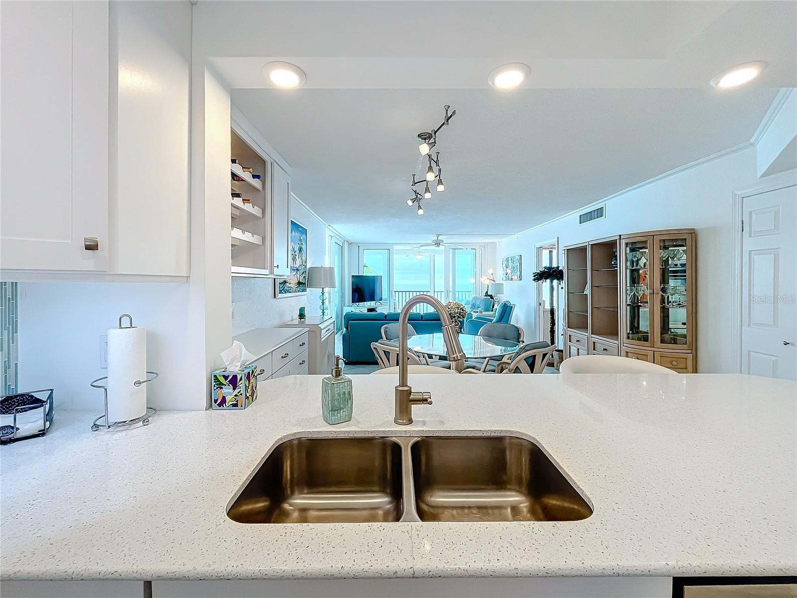 18304 GULF BLVD #619, REDINGTON SHORES, FL, 33708