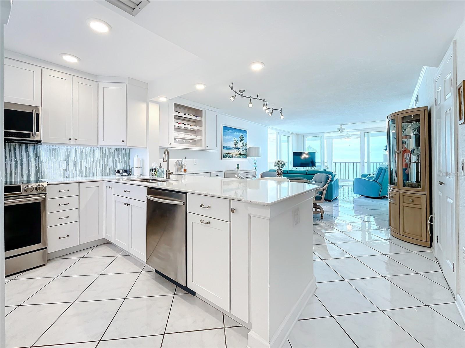 18304 GULF BLVD #619, REDINGTON SHORES, FL, 33708