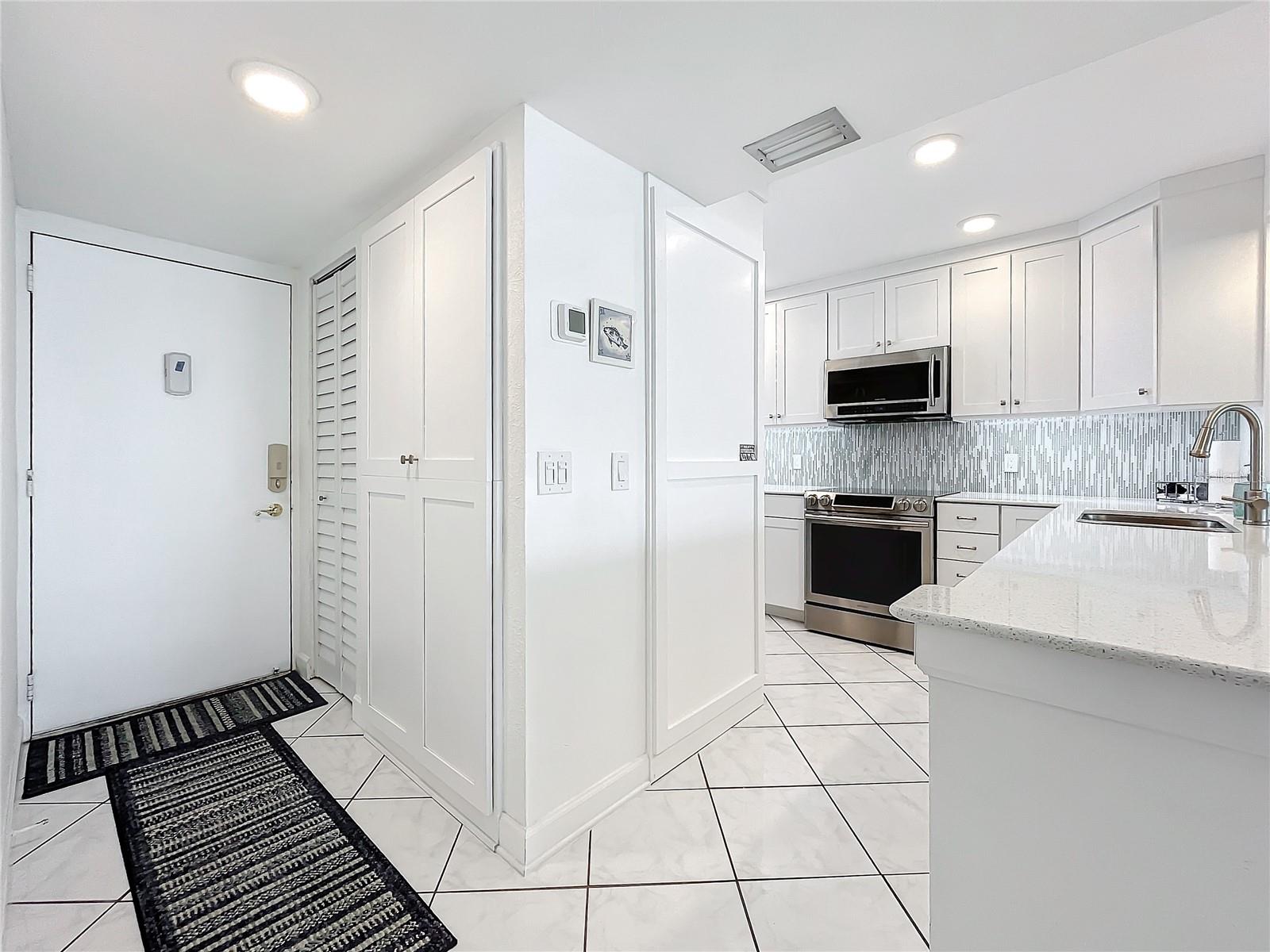 18304 GULF BLVD #619, REDINGTON SHORES, FL, 33708