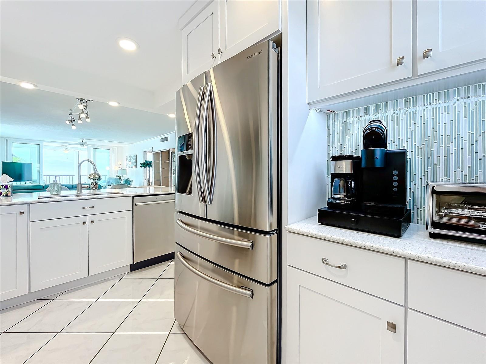 18304 GULF BLVD #619, REDINGTON SHORES, FL, 33708