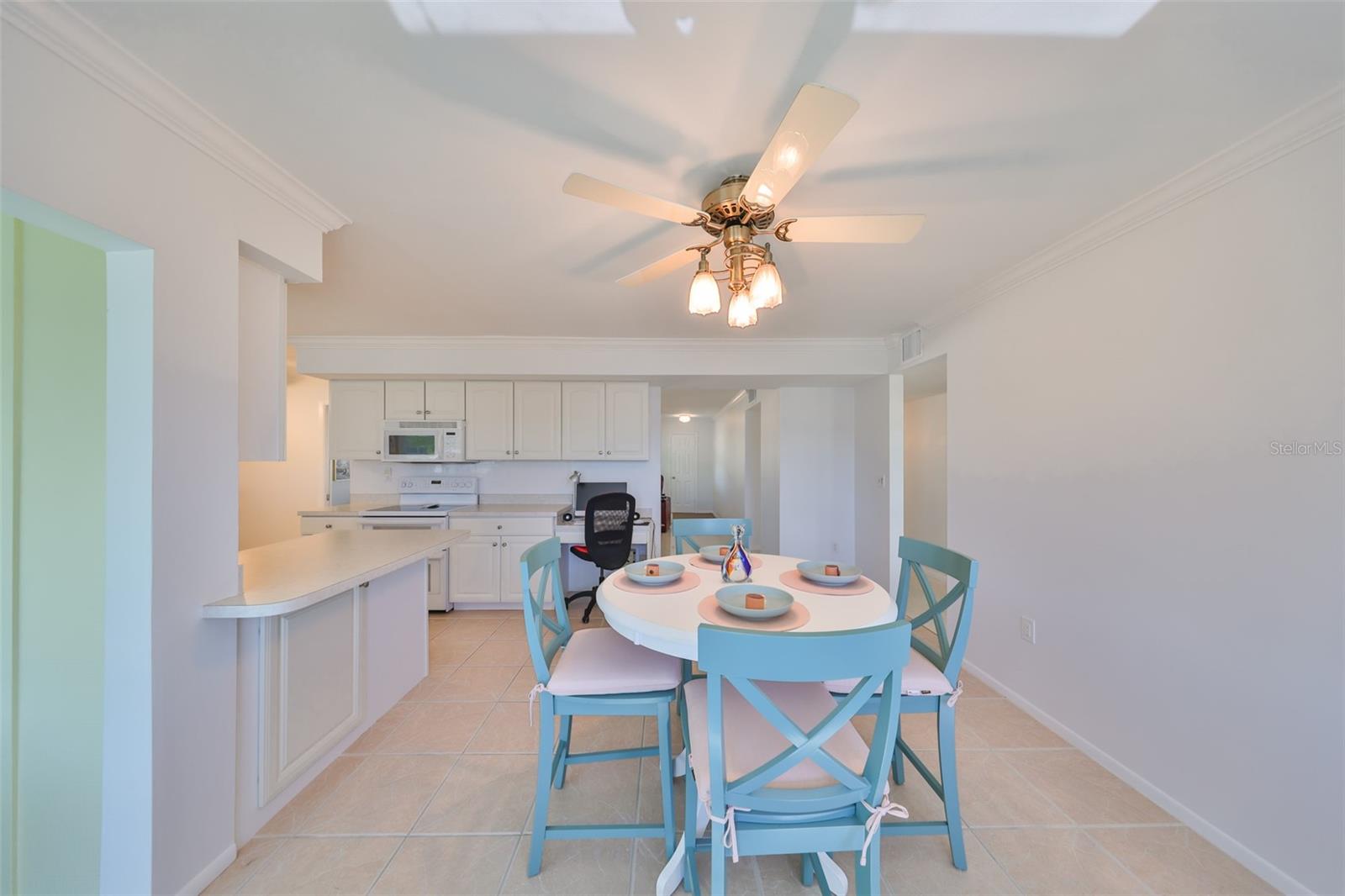 1806 BURLINGTON CIR, SUN CITY CENTER, FL, 33573